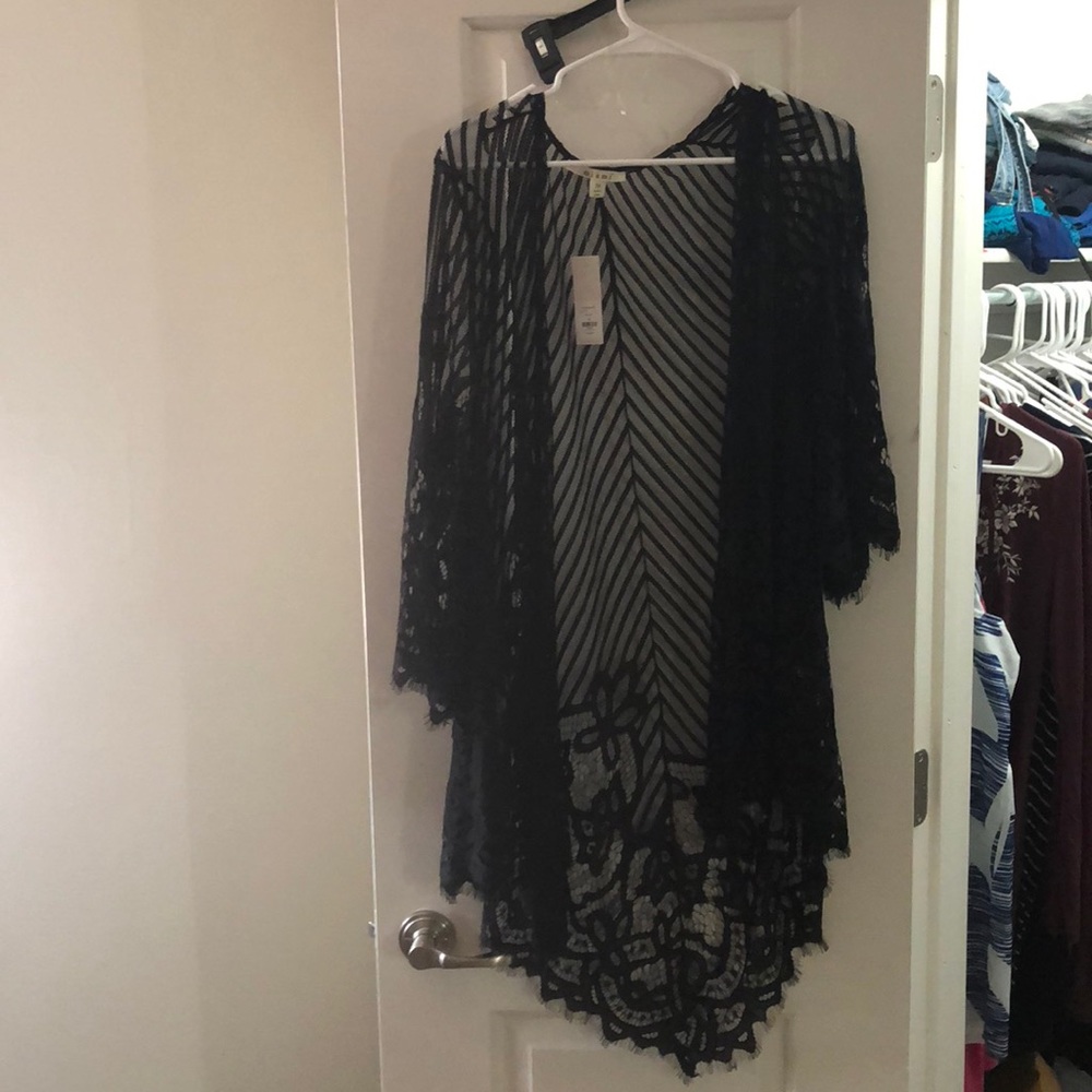 Black lace kimono